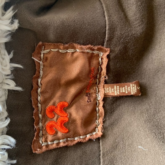 Twisted Heart jacket - Picture 7 of 7